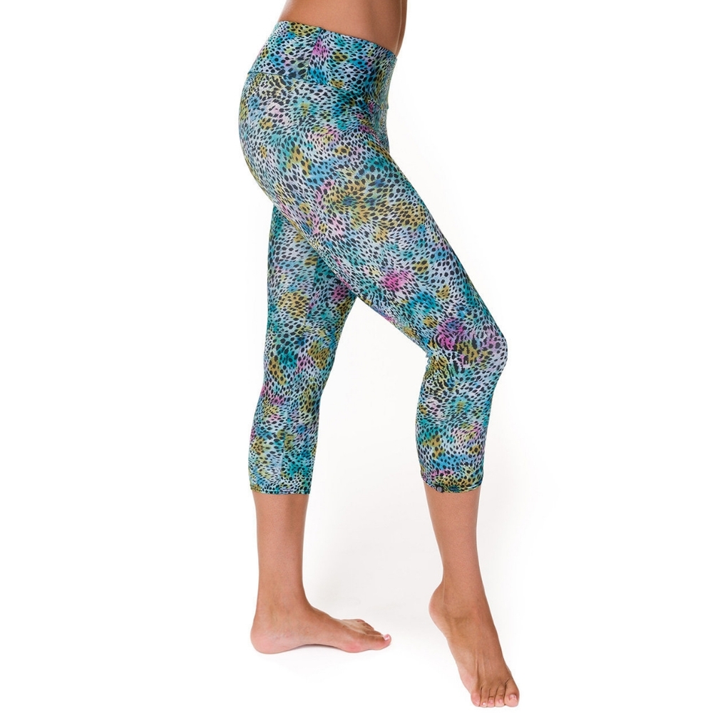 Onzie fitness capri leggings, size XS, multicolor